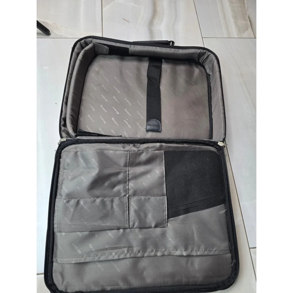 Targus Black Nylon Laptop Briefcase Messenger Bag 16 Inch Work Travel Case B3‎